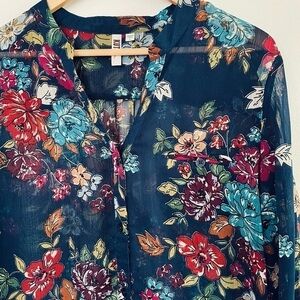 [Kut] Textured Voile Floral Button Down One-Pocket Roll Tab Sleeve Top